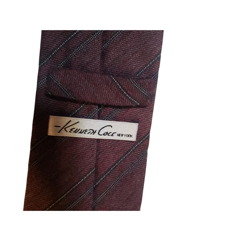 Kenneth Cole New York Mens Tie Necktie Designer Burgundy Black White Stripe‎